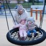 Single Swing (BNS 90cm) schommel met zwart netzithoek, geschikt voor kinderen.